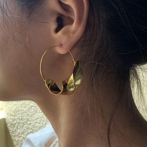 Gold twisted crescent Hoop Earring